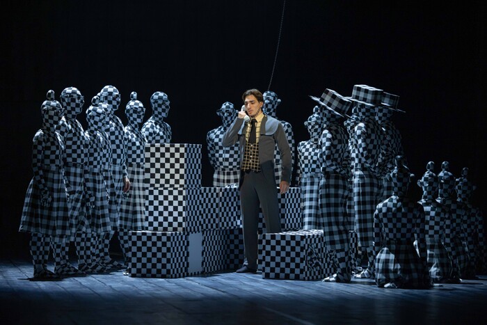 Kafka: Proces - fotografie 5 z 17