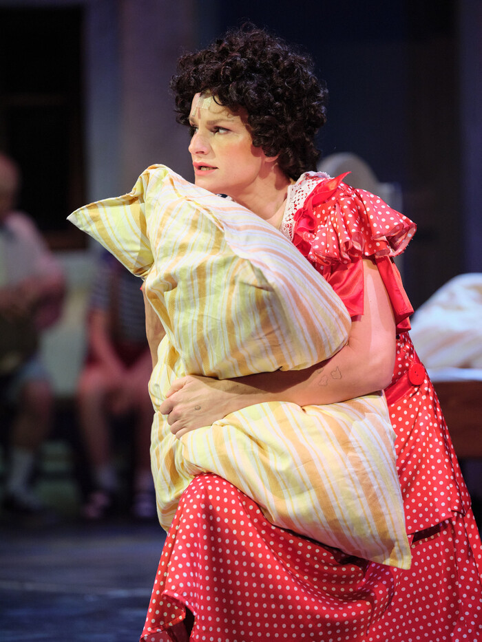 Slunce, seno, jahody - fotografie 7 z 20