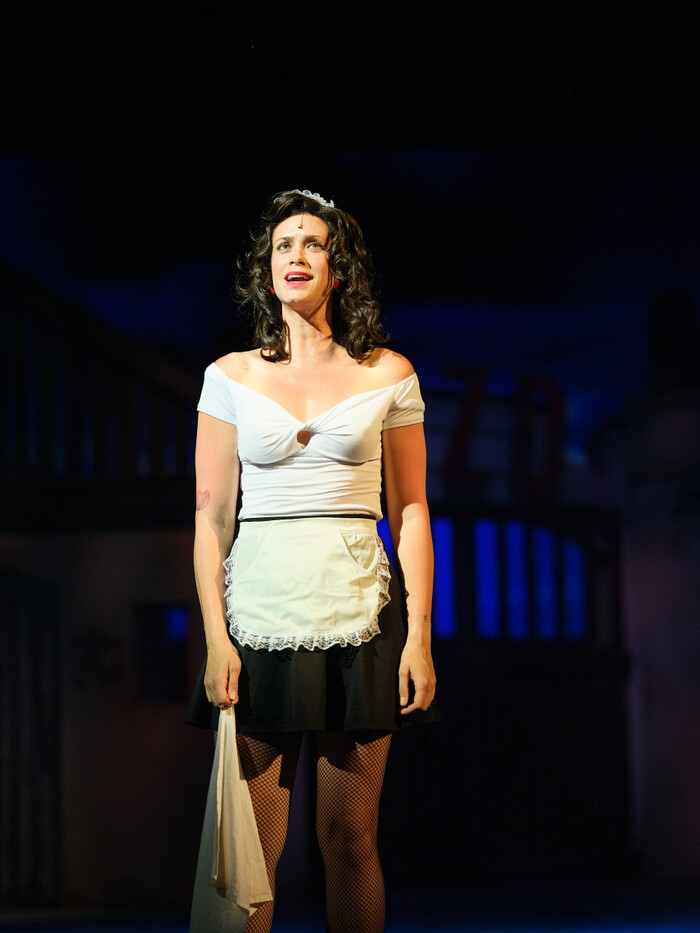 Slunce, seno, jahody - fotografie 16 z 20