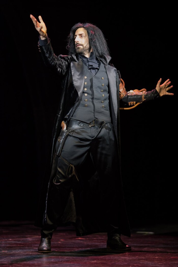 Legenda jménem Holmes - fotografie 42 z 49