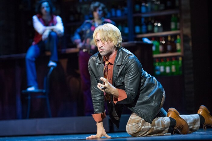 Sestra v akci - fotografie 3 z 24