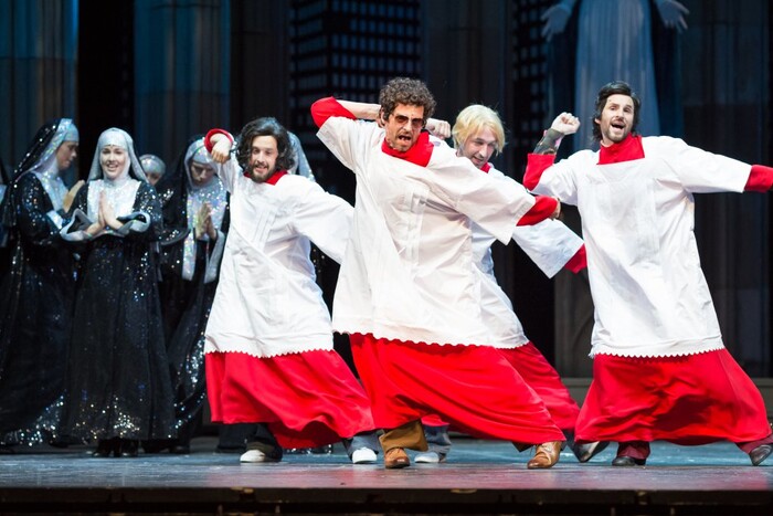 Sestra v akci - fotografie 6 z 24