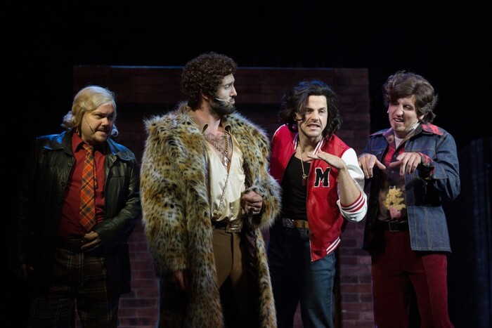 Sestra v akci - fotografie 14 z 24