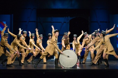 Mam'zelle Nitouche - fotografie 9 z 49