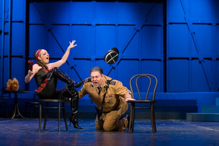 Mam'zelle Nitouche - fotografie 30 z 49