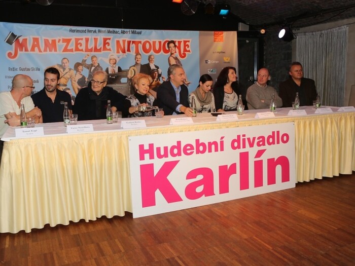 Mam'zelle Nitouche - fotografie 40 z 49