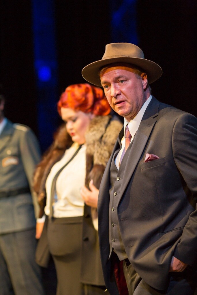 Bonnie & Clyde - fotografie 4 z 38