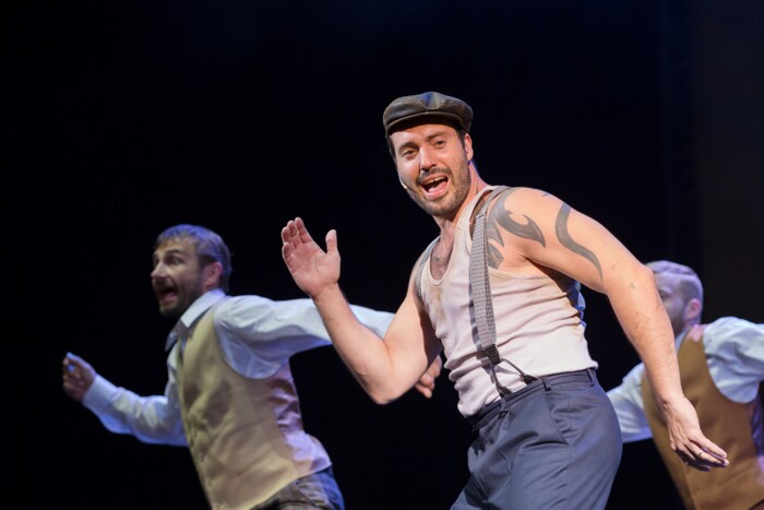 Bonnie & Clyde - fotografie 25 z 38