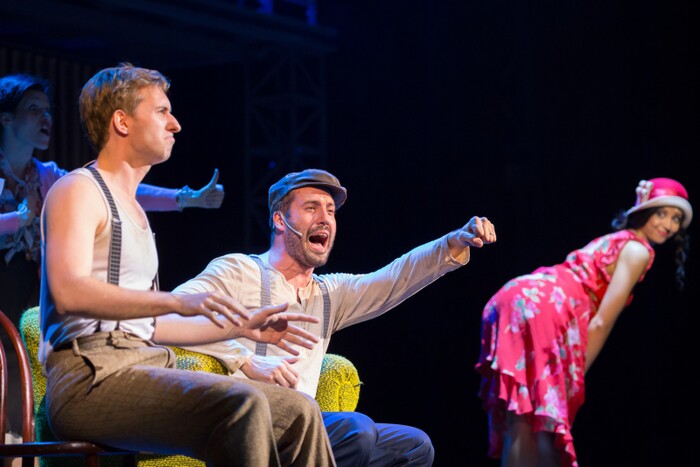 Bonnie & Clyde - fotografie 26 z 38