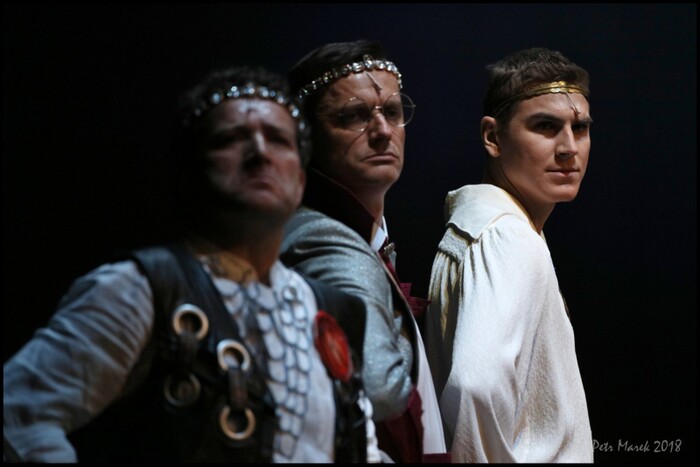 Královna Kapeska - fotografie 11 z 26