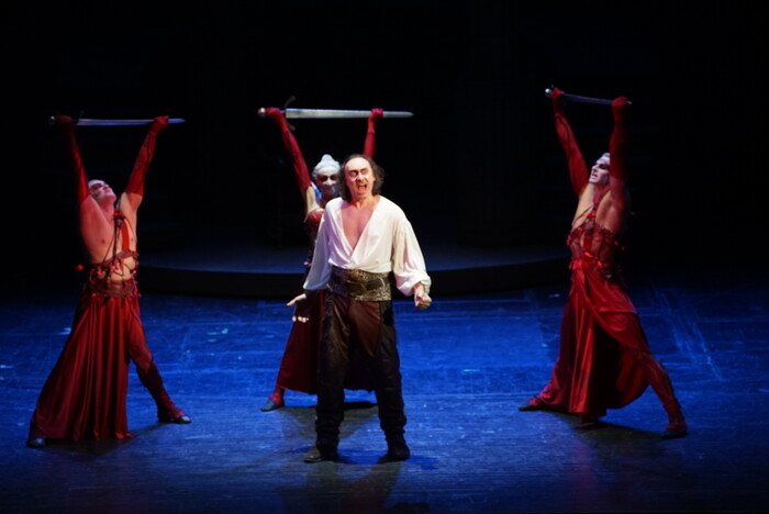 Dracula 2015 - fotografie 7 z 14