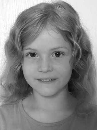 Wolfová Ester
