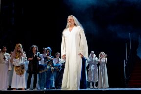 Gallery - Dracula 2015 - 1st premiere - 5 March 2015