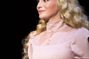 Gallery - Legend named Holmes - official photo by David Kraus