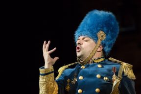 Gallery - Legend named Holmes - official photo by David Kraus