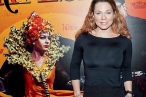 Gallery - Queen Kapeska - press conference 24 April 2019