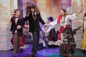 Gallery - Thirteenth Love